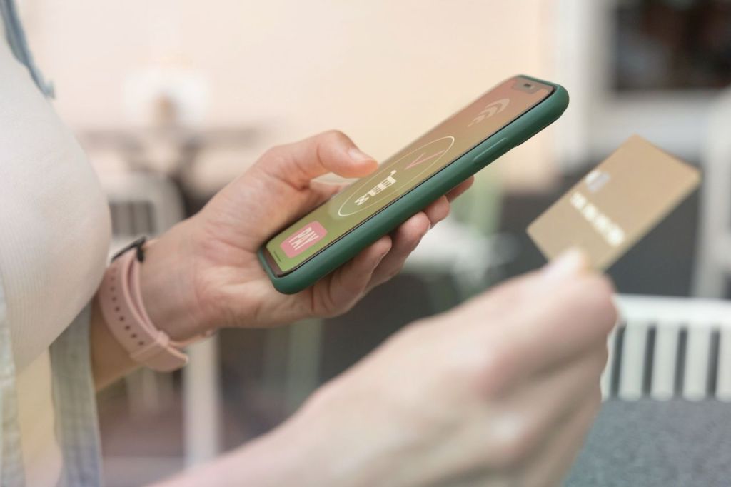 Biaya transfer paket data