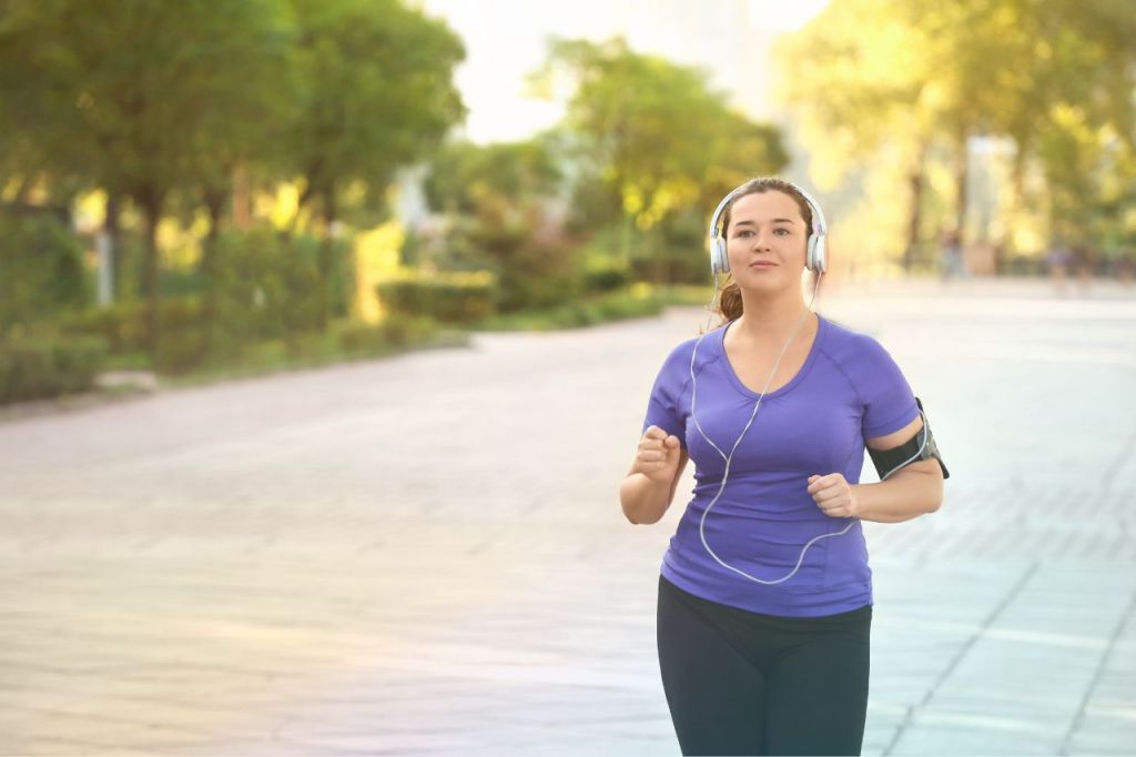 Olahraga Sambil Mendengarkan Musik
